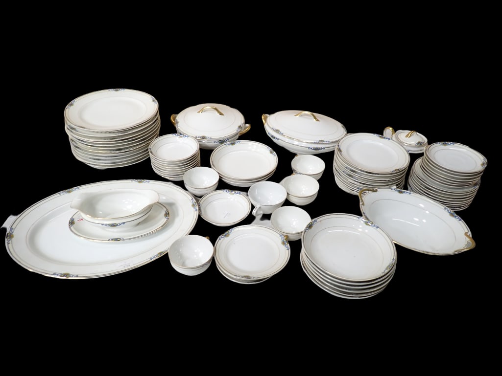 Lot of Noritake Glenora China incl Serving Dishes, Platter, Plates, etc (1 of 13)