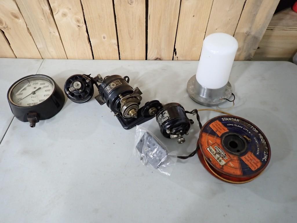 Steampunk Lot -  Old Gauge, two motors - untested, electrical cable, etc. (1 of 8)