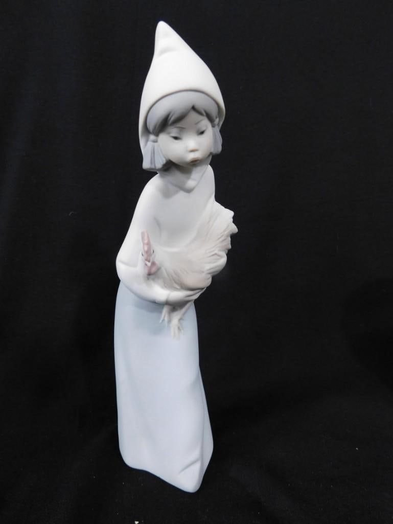 Lladro Shepherdess with Rooster 4677 Porcelain Figurine: Lladro Shepherdess with Rooster 4677 Porcelain Figurine Matte Finish