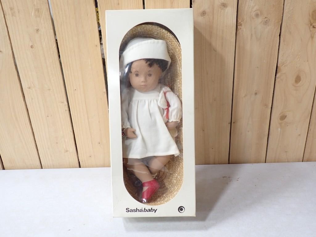 Sasha Baby Doll Made in Englad SK5 6DU with box (1 of 10)