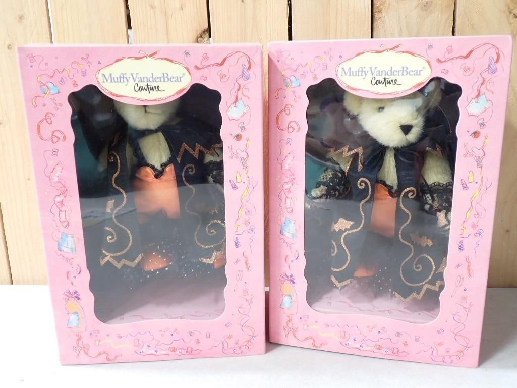 Pair of Muffy Vanderbear Plush Dolls - Couture - with boxes (1 of 8)