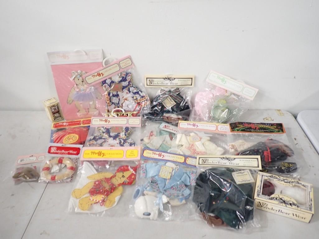 Muffy Vanderbear Fashion Outfits, Accessories, etc New in Package (1 of 10)
