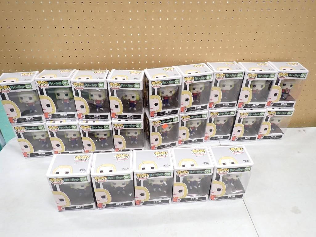 Lot of 23 Rick and Morty Beth Funko Pop! Figurines - all new in boxes (1 of 8)