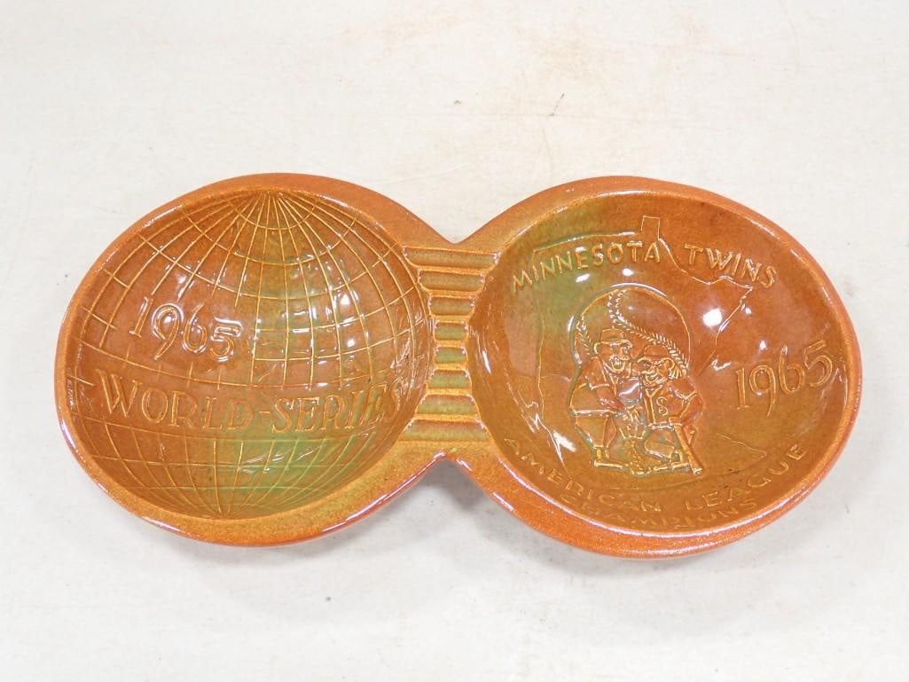 1965 Minnesota Twins World Series American League Champions Red Wing Potteries Ashtray (1 of 10)