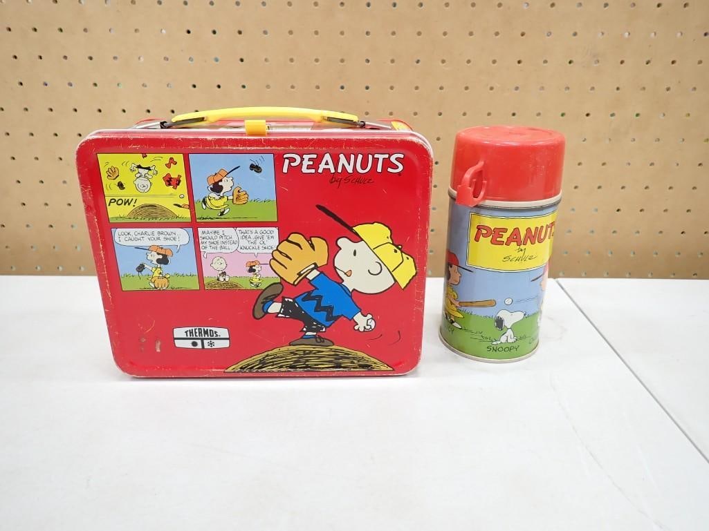 Vintage Peanuts Metal Lunchbox with Thermos (1 of 11)