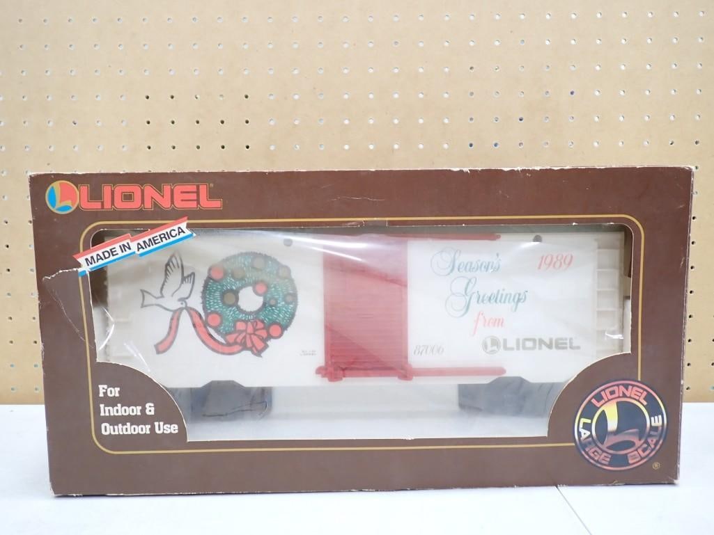 Lionel Large Scale 1989 Christmas Car 8-87006 in Original Box (1 of 13)