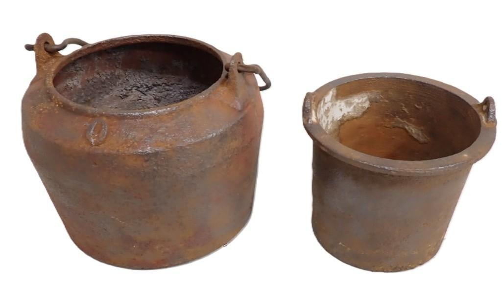 Vintage or antique Cast Iron Melting Pots (1 of 4)