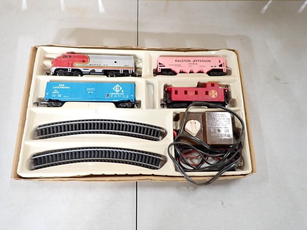 HO Scale Train Set Bachmann (1 of 5)