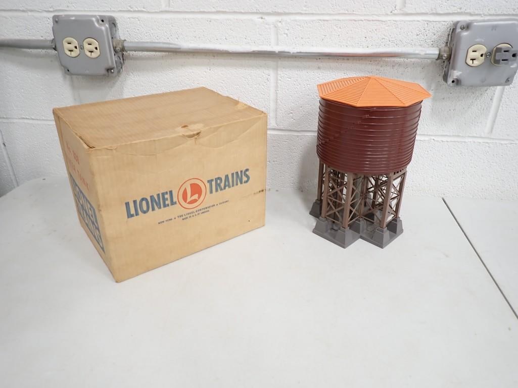 Lionel Water Tank #138 With Original Box: Lionel Water Tank #138 With Original Box
