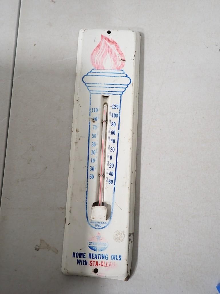 Vintage Standard Oil Metal Advertising Thermometer (1 of 6)