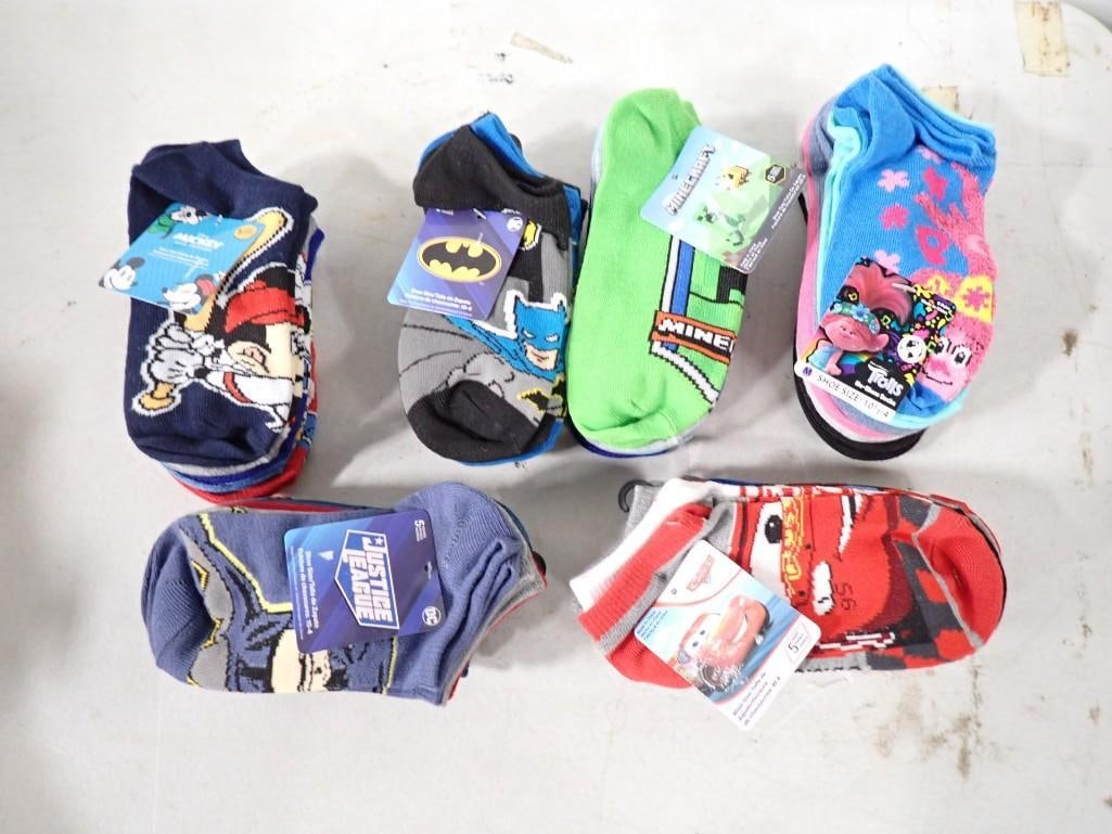 Character Socks New with Tags incl Justice League, Walt Disney, Tolls, Cars, Batman, Minecraft, etc: Character Socks New with Tags incl Justice League, Walt Disney, Tolls, Cars, Batman, Minecraft, etc