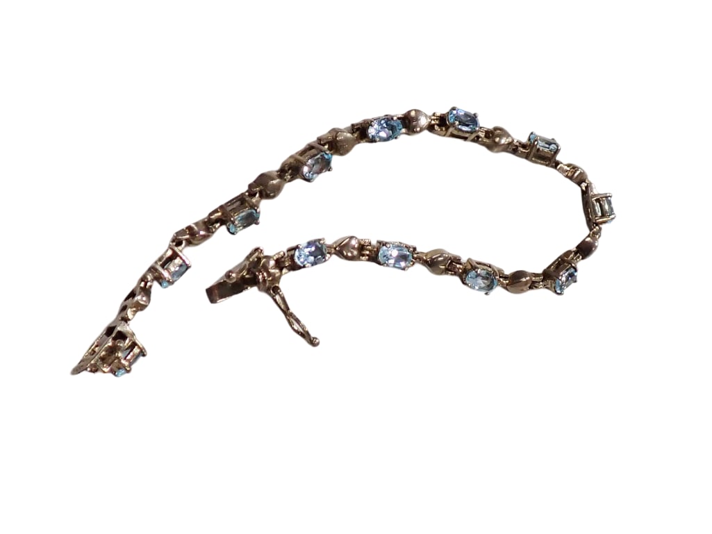 Sterling Silver Bracelet: Sterling Silver Bracelet Live Auctioneers is now offering Live Shipping through them. This is an optional payment/shipping system. If you would like to use the UPS Store as usual, please select "S
