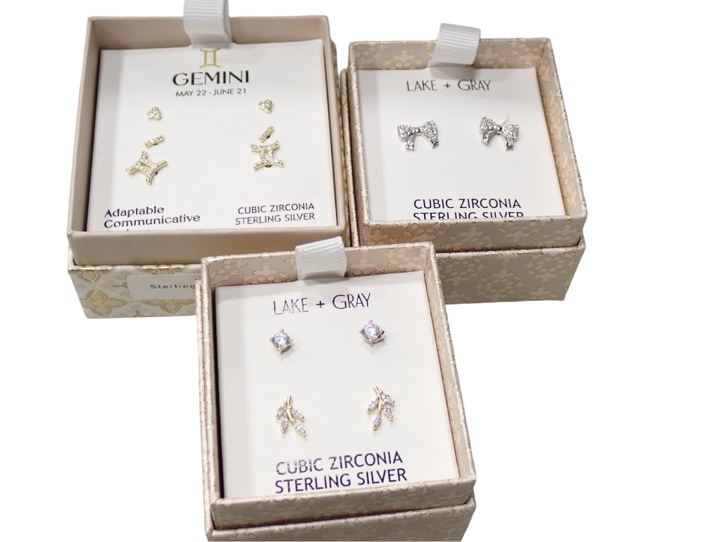 Sterling Silver with Cubic Zirconia Earrings Lot incl Gemini, Lake + Gray Bows, etc: Sterling Silver with Cubic Zirconia Earrings Lot incl Gemini, Lake + Gray Bows, etc Live Auctioneers is now offering Live Shipping through them. This is an optional payment/shipping system. If you