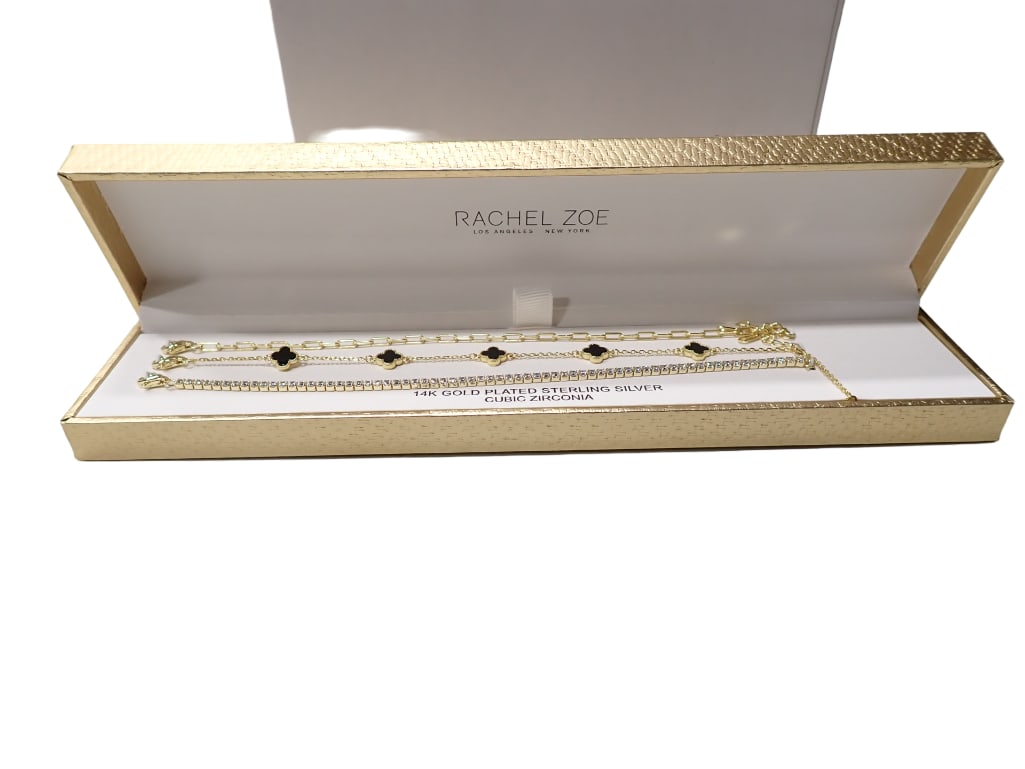 3 Sterling Silver Bracelets: 3 Sterling Silver Bracelets . I'm not sure if the box is original. The outside has a different brand on the lid than the inside of the lid. Live Auctioneers is now offering Live Shipping through t