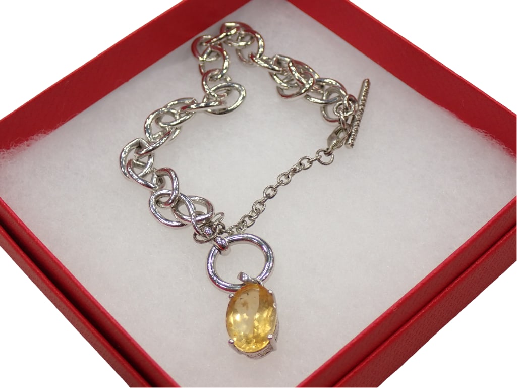 Sterling Silver Bracelet .925: Sterling Silver Bracelet .925 Live Auctioneers is now offering Live Shipping through them. This is an optional payment/shipping system. If you would like to use the UPS Store as usual, please select &