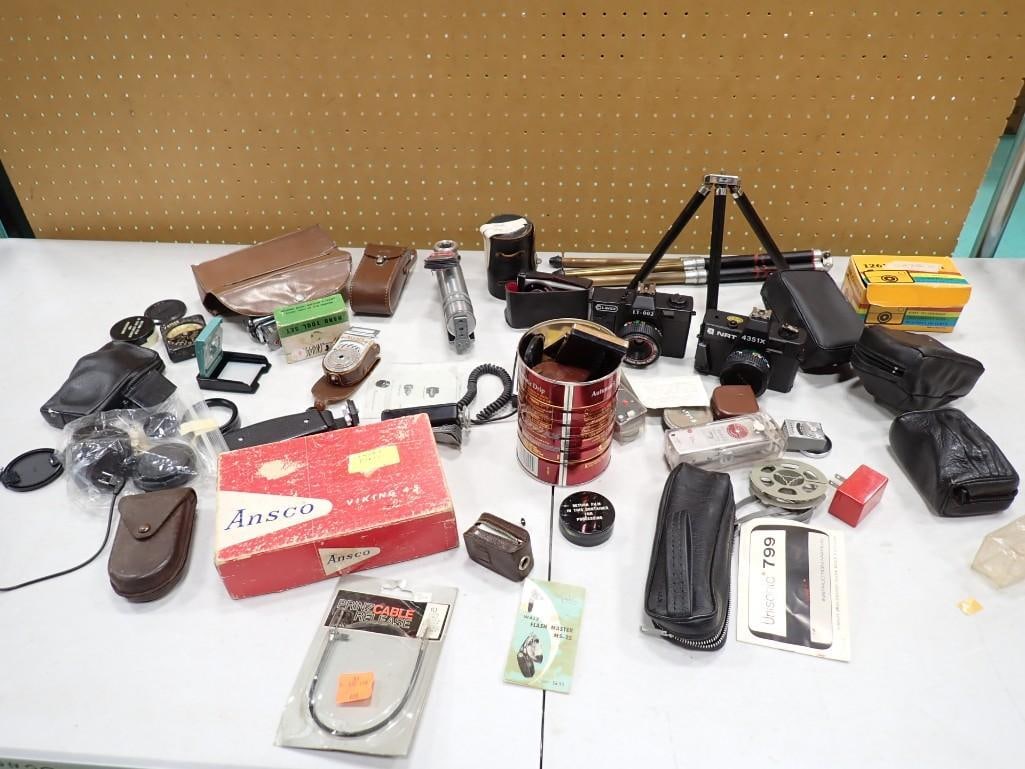 Large Lot of assorted Vintage Cameras and Camera Accessories etc. (1 of 12)