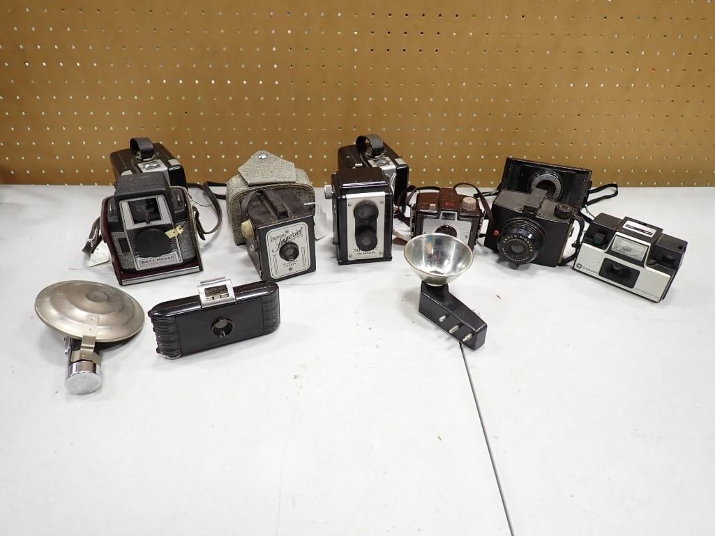 Vintage Camera Lot including Bell & Howell, Herco Imperial, Sunbeam Six Twenty, Continental, etc.: Vintage Camera Lot including Bell & Howell, Herco Imperial, Sunbeam Six Twenty, Continental, etc. Live Auctioneers is now offering Live Shipping through them. This is an optional payment/shipping 