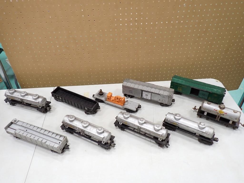 Lot of 10 Model Train Cars including Lionel O Gauge (1 of 12)