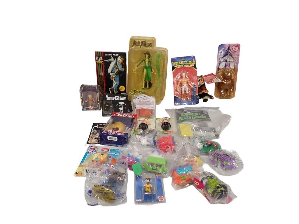 Toy Lot including Dark Alliance, Creature from the Black Lagoon, Wrestling, Beanie Babies, Trump Tro: Toy Lot including Dark Alliance, Creature from the Black Lagoon, Wrestling, Beanie Babies, Trump Troll, Marvel, etc. Live Auctioneers is now offering Live Shipping through them. This is an optional p