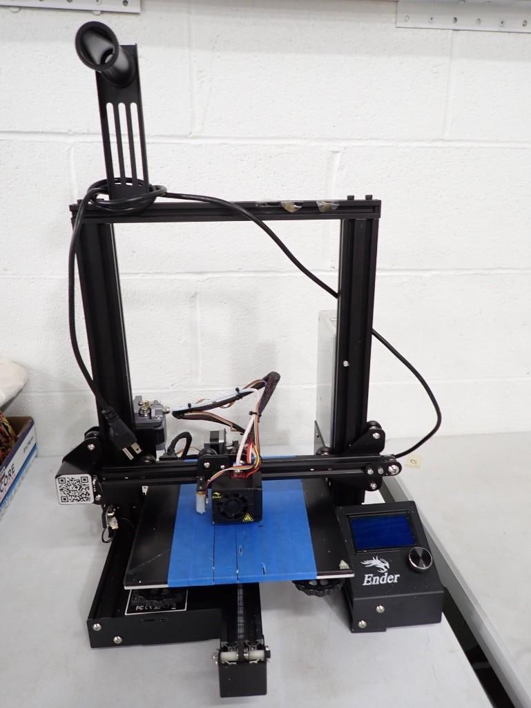 Ender 3 Pro 3D Printer Works (1 of 13)