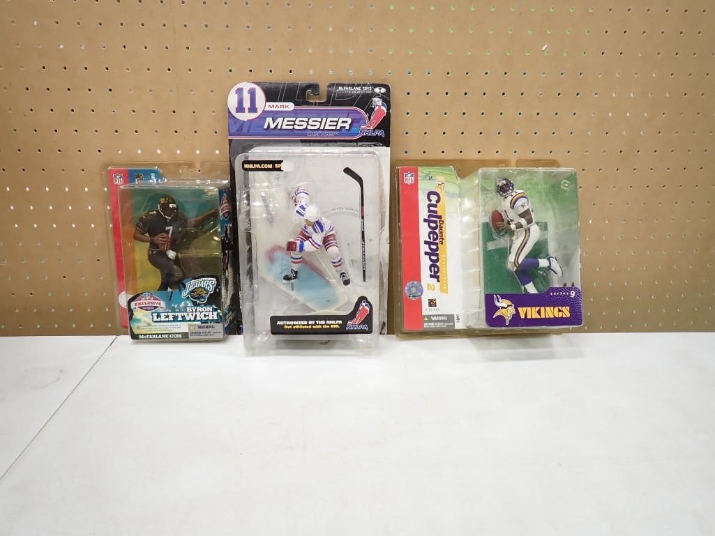 3 New in package sports action figures including McFarlane Toys Messier Hockey, Byron Leftwich, (1 of 3)