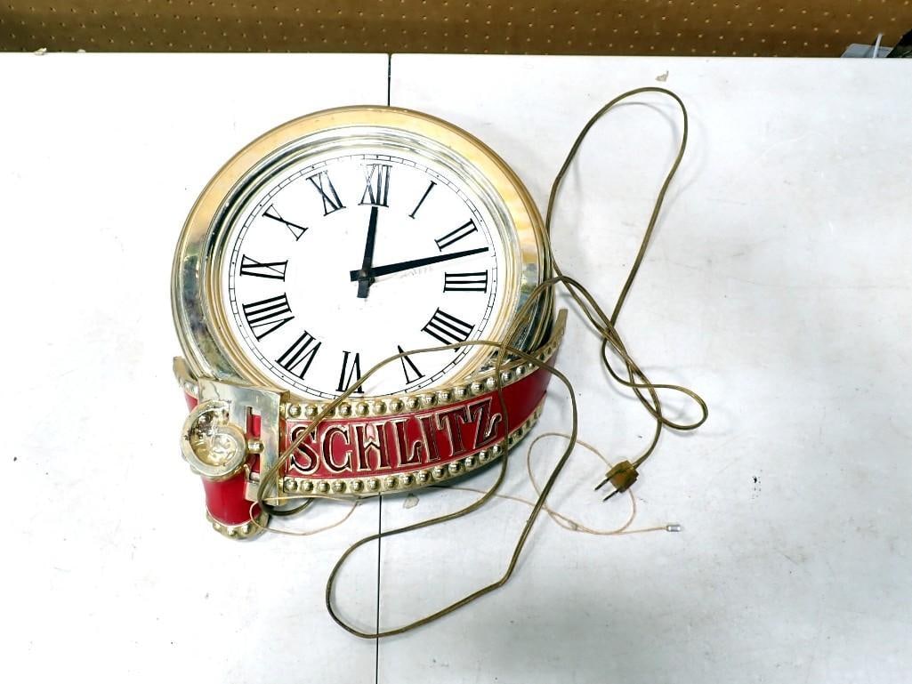 Vintage Schlitz Beer Bar Clock (1 of 4)