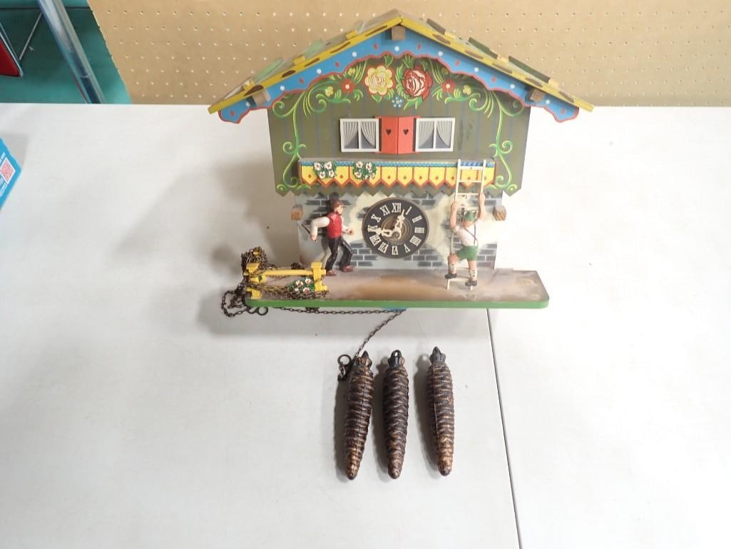 Vintage Cuckoo Clock Hand Painted (1 of 8)