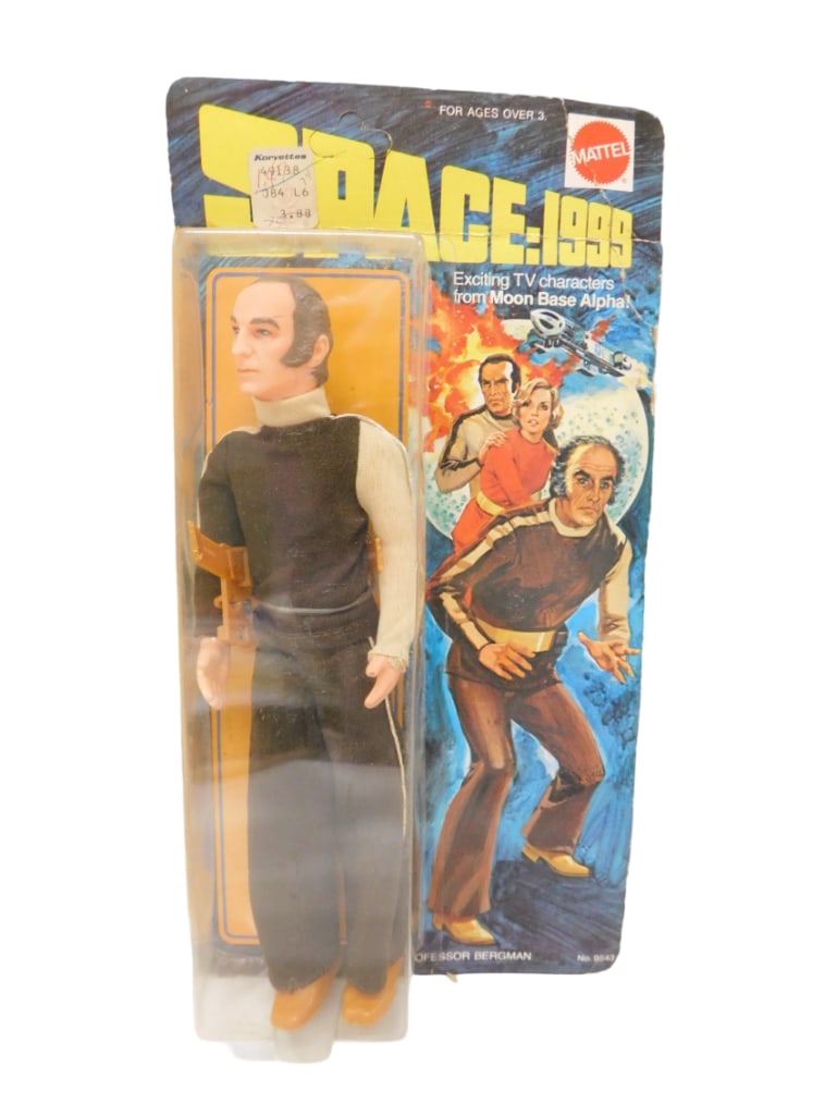 Vtg 1975 Mattel Space 1999 Professor Bergman Action Figure in Original Package (1 of 9)