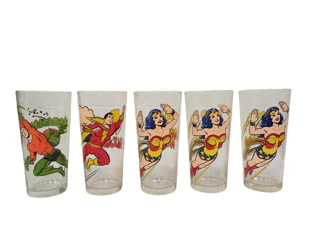 5 Super Hero Pepsi Glasses incl 1 Aquaman, 1 Shazam, 3 Wonder Woman (1 of 8)