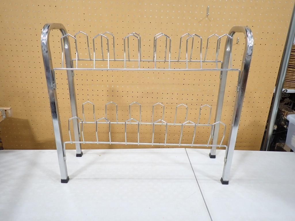 Vintage Metal Shoe Rack: Vintage Metal Shoe Rack