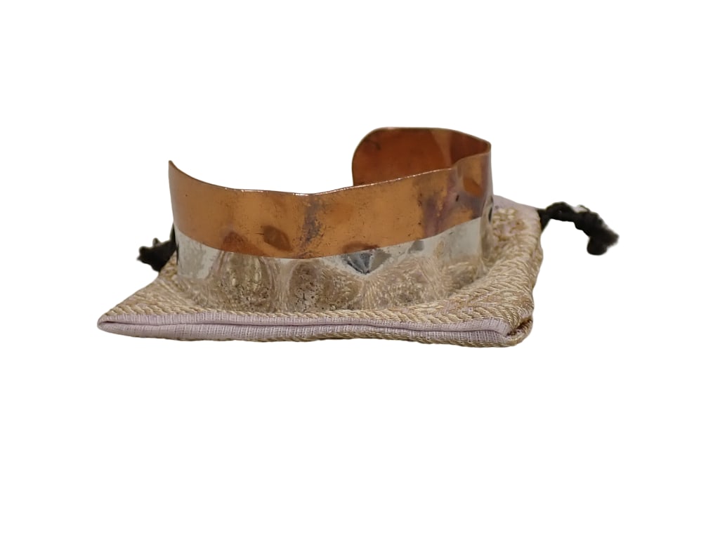 L. Vernon sterling silver and copper cuff bracelet. Stamped "L Vernon sterling genuine copper" Wt: 1 (1 of 6)