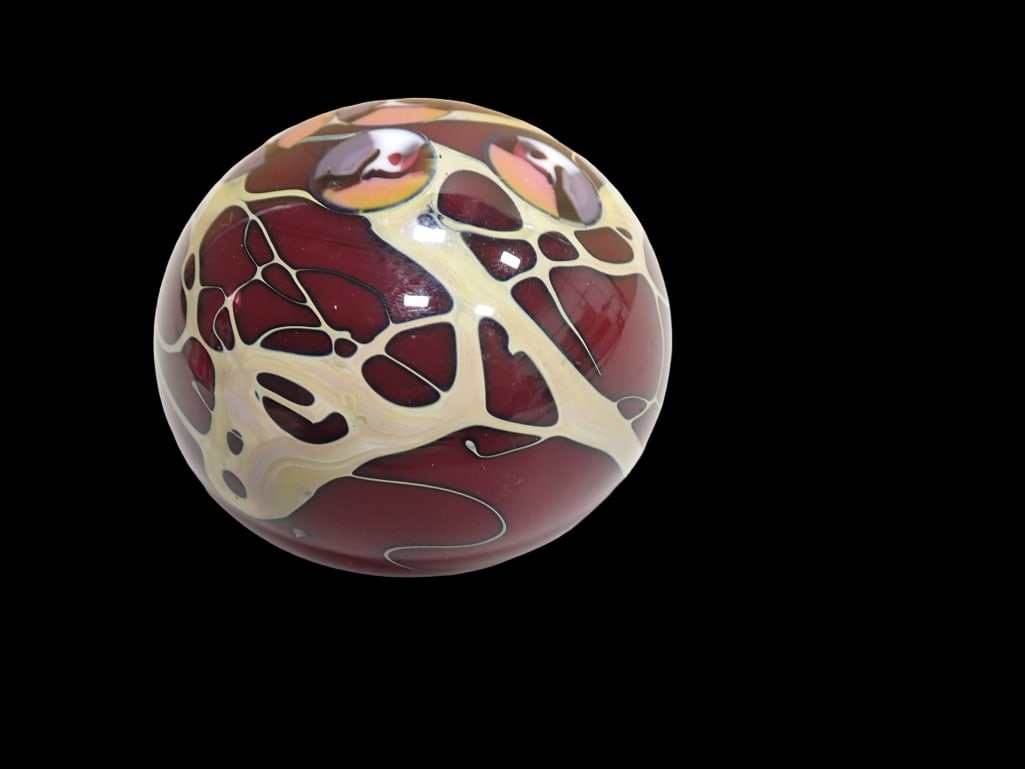 J. Byron 1989 Appalachia Signed Art Glass Paperweight: J. Byron 1989 Appalachia Signed Art Glass PaperweightAll pictures are considered part of the description and should be examined carefully by bidders.Live Auctioneers is now offering Live Shipping thro