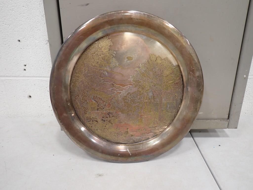 Reed & Barton Damascene Limited Edition "The Old Oaken Bucket" Lithograph Plate or Tray: Reed & Barton Damascene Limited Edition "The Old Oaken Bucket" Lithograph Plate or Tray All pictures are considered part of the description and should be examined carefully by bidders. Liv