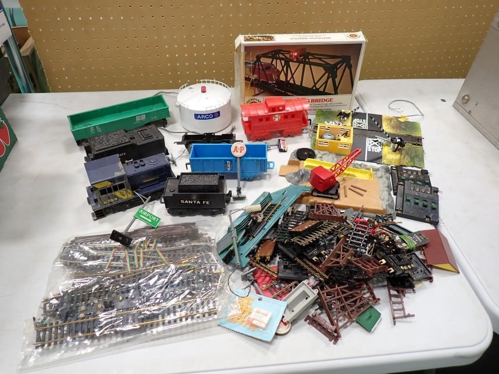 Lot of assorted Model Trains and Accessories, Track, etc. Including Bachmann (1 of 12)