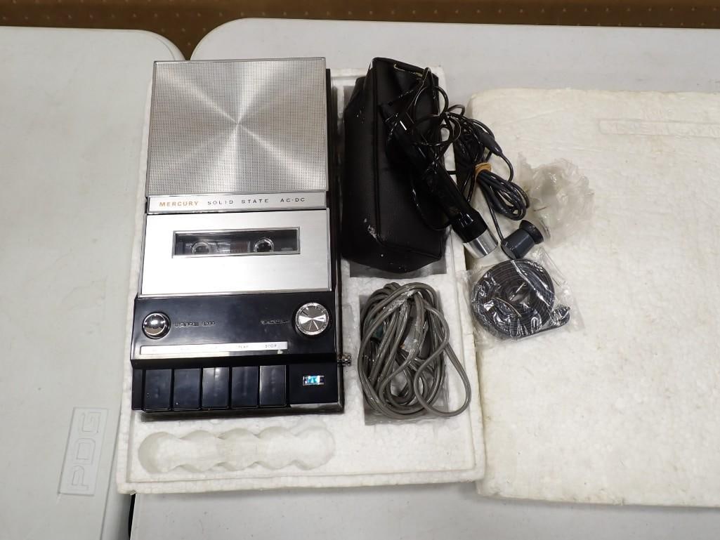 Vintage Mercury Solid State AC DC Tape Recorder and Player (1 of 5)