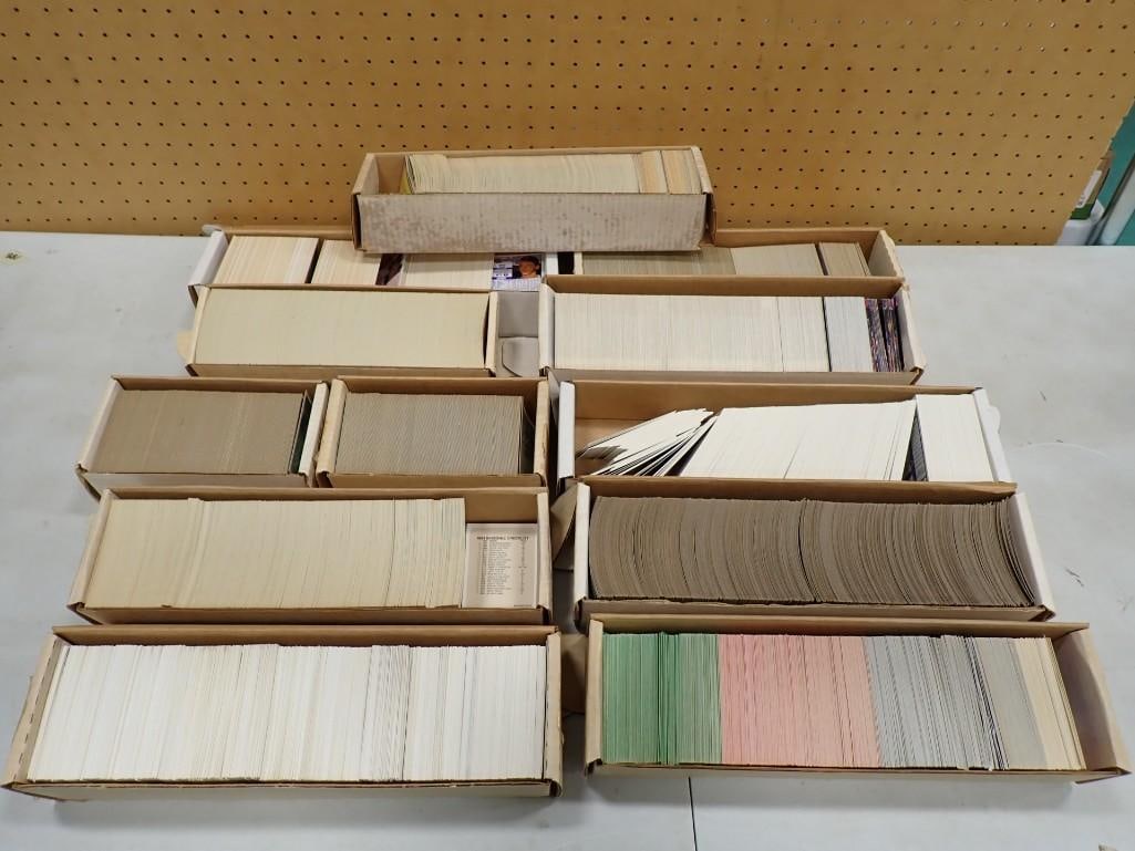 Large Lot of assorted sports cards - sets have not been looked through for completeness (1 of 5)