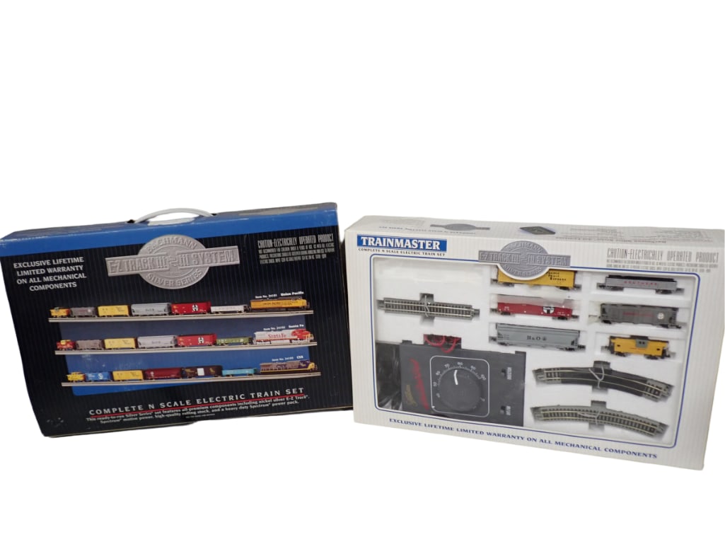 Bachmann EZ Track System Silver Series N Scale Electric Train Set (1 of 9)