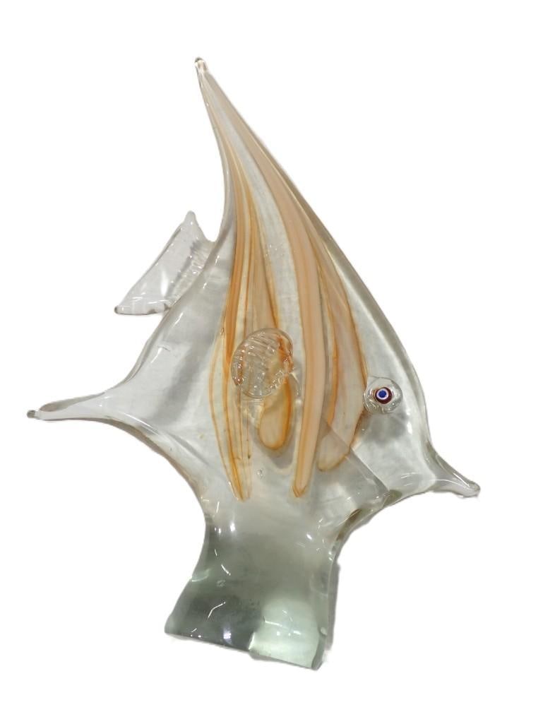 Art Glass Fish - Roughly 14x10x3": Art Glass Fish - Roughly 14x10x3" Live Auctioneers is now offering Live Shipping through them. This is an optional payment/shipping system. If you would like to use the UPS Store as usual, please 