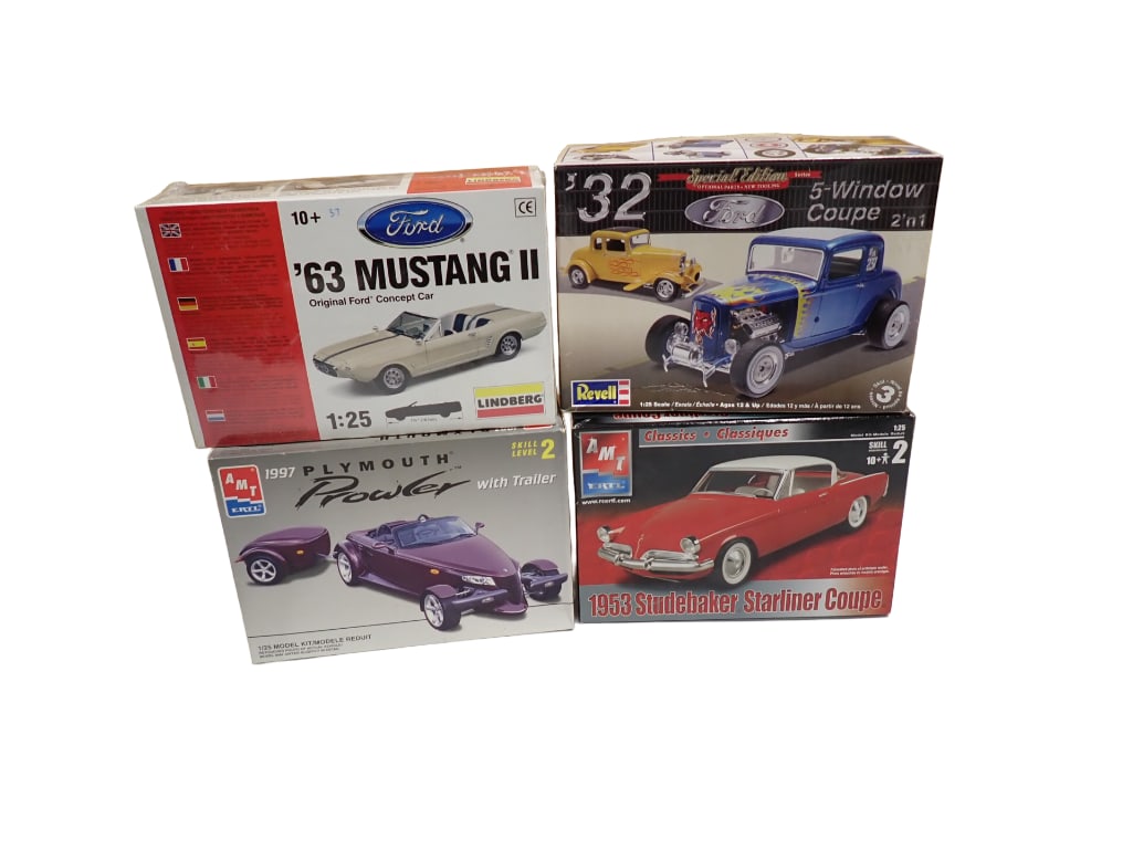 リンドバーグ 1/25 1963 フォード・クーガーII コンセプトカー