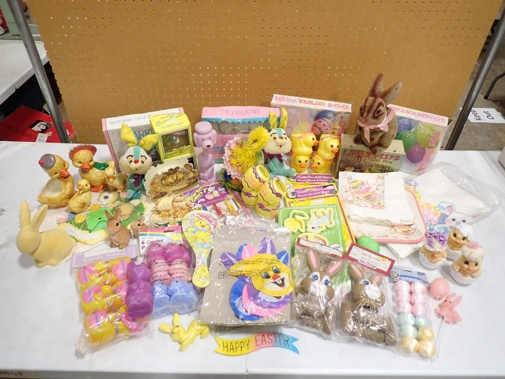 Large Lot of Easter Decorations incl Vtg Plush Rabbits, Ducks, Chicks, Bunnies, Poodle Bobblehead (1 of 17)