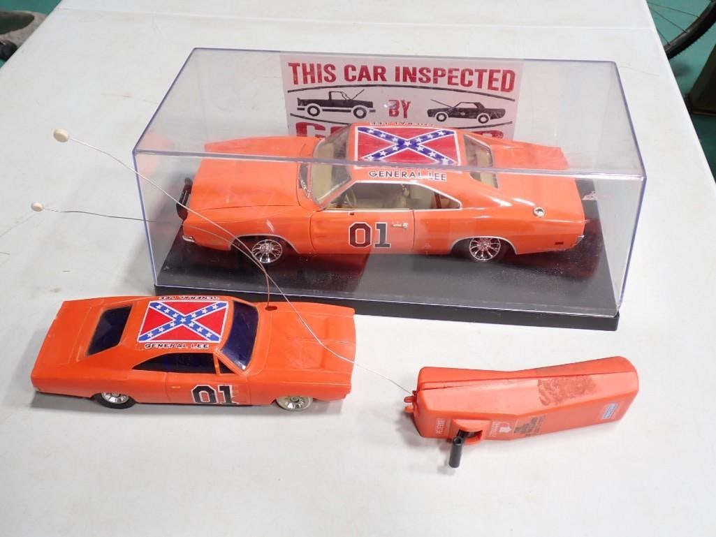 2 Dukes of Hazzard General Lee Toy Cars incl 1 Model General Lee and 1 RC Remote Control General Lee (1 of 13)