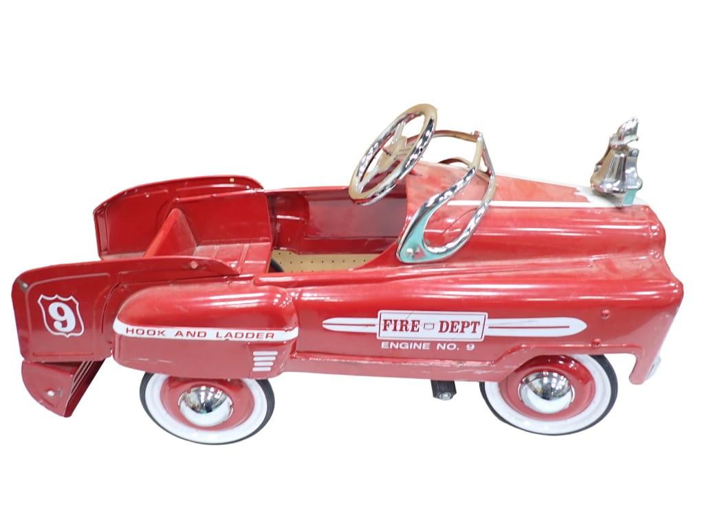 Sad Face Pedal Car Red Fire Truck Fire Dept Engine No 9 Sturdy Metal Construction (1 of 9)