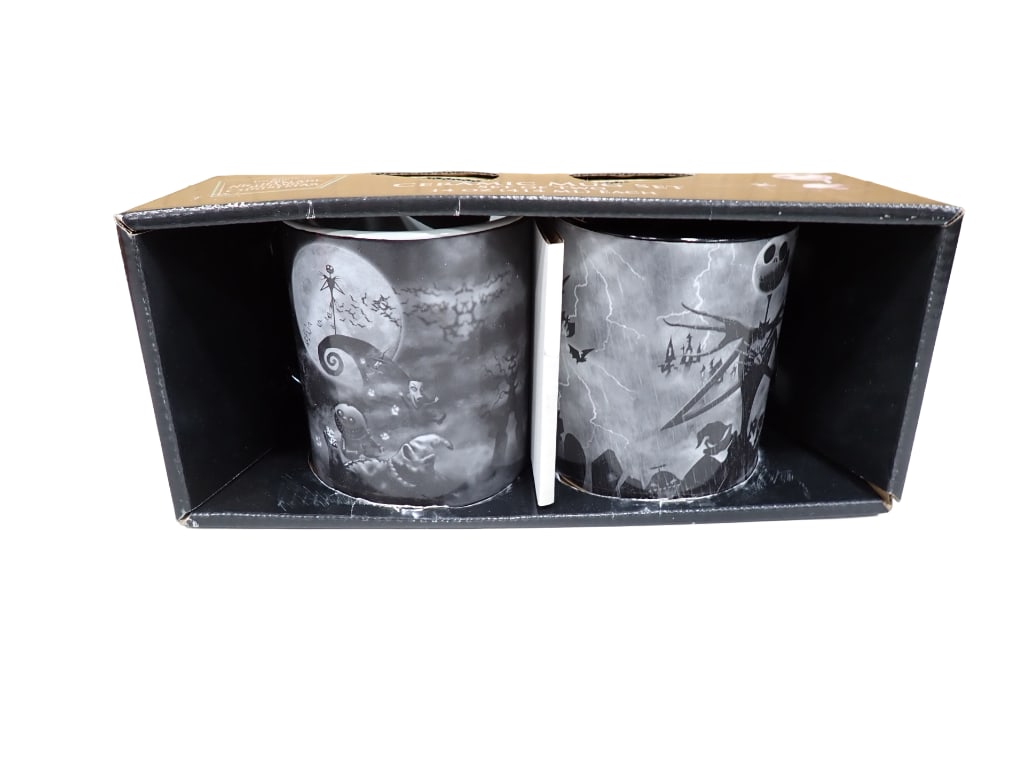 Tim Burton's The Nightmare Before Christmas Ceramic Mugs Set of 2 New in Box (1 of 6)
