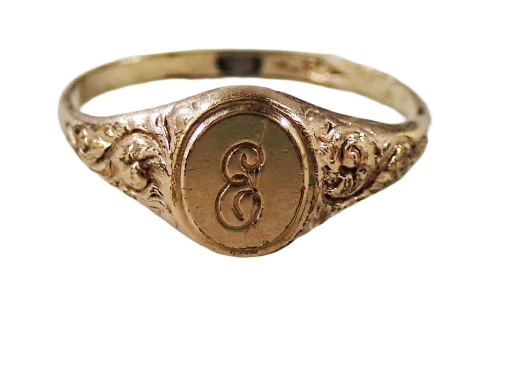 10K Gold Signet Ring (1 of 11)