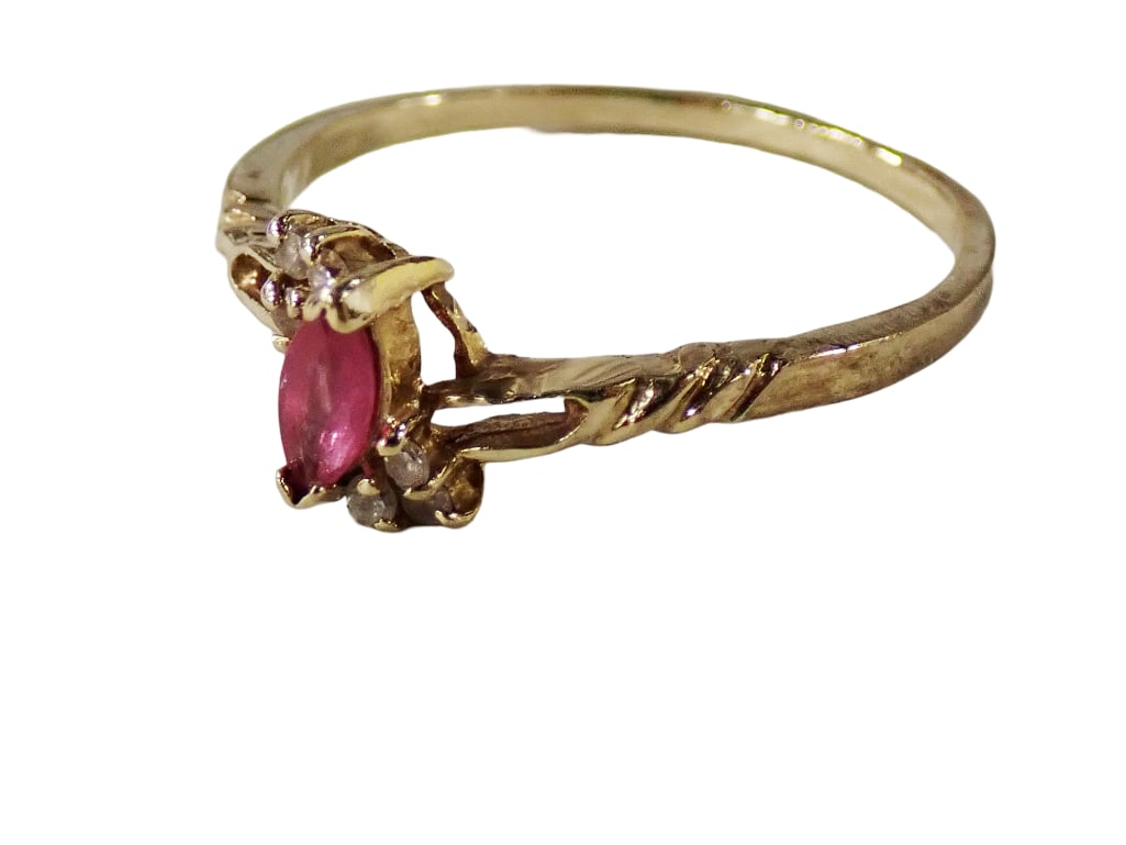 Vintage 14K Yellow Gold Ruby & Diamond Accent Ring (1 of 9)