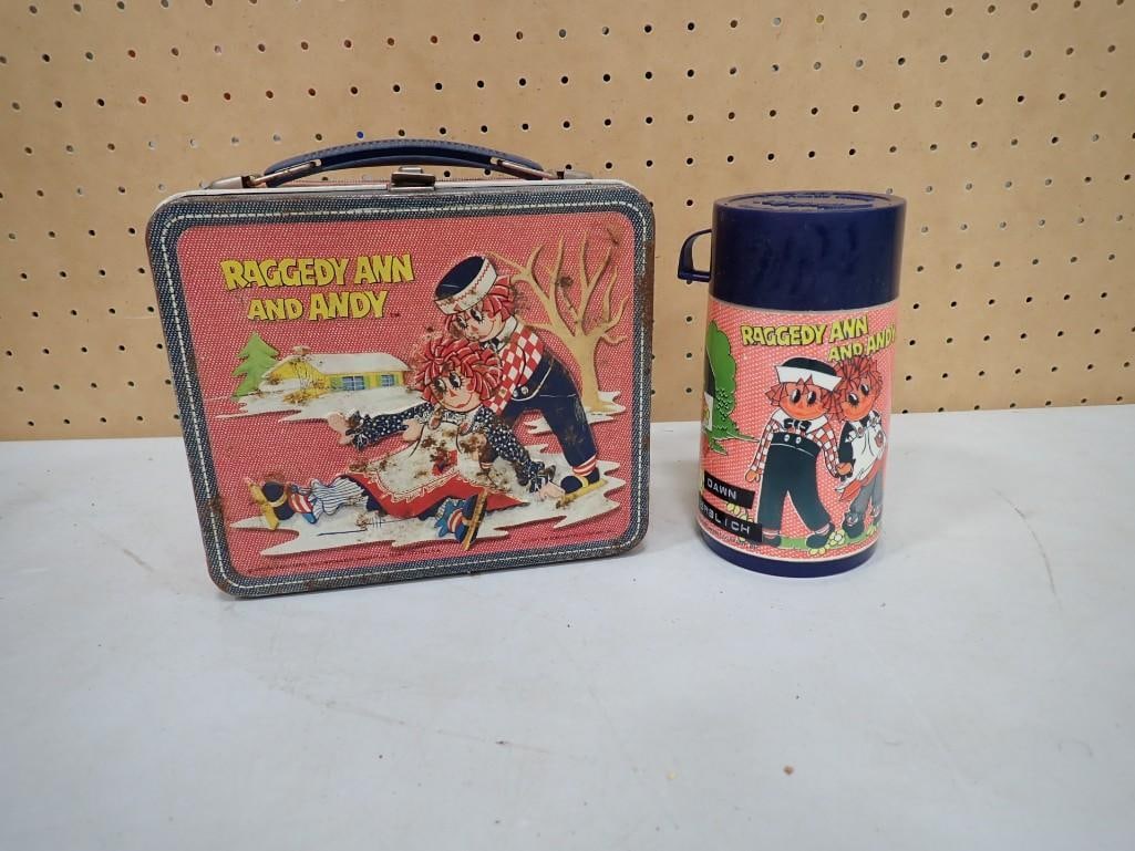 Vintage Raggedy Ann and Andy Metal Lunchbox with Thermos: Vintage Raggedy Ann and Andy Metal Lunchbox with Thermos All pictures are considered part of the description and should be examined carefully by bidders. Live Auctioneers is now offering Live Shipping