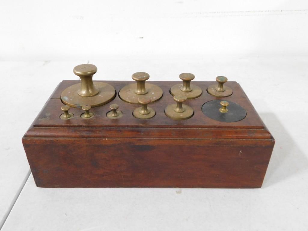 Vintage Gram Scale Weight Set (1 of 7)