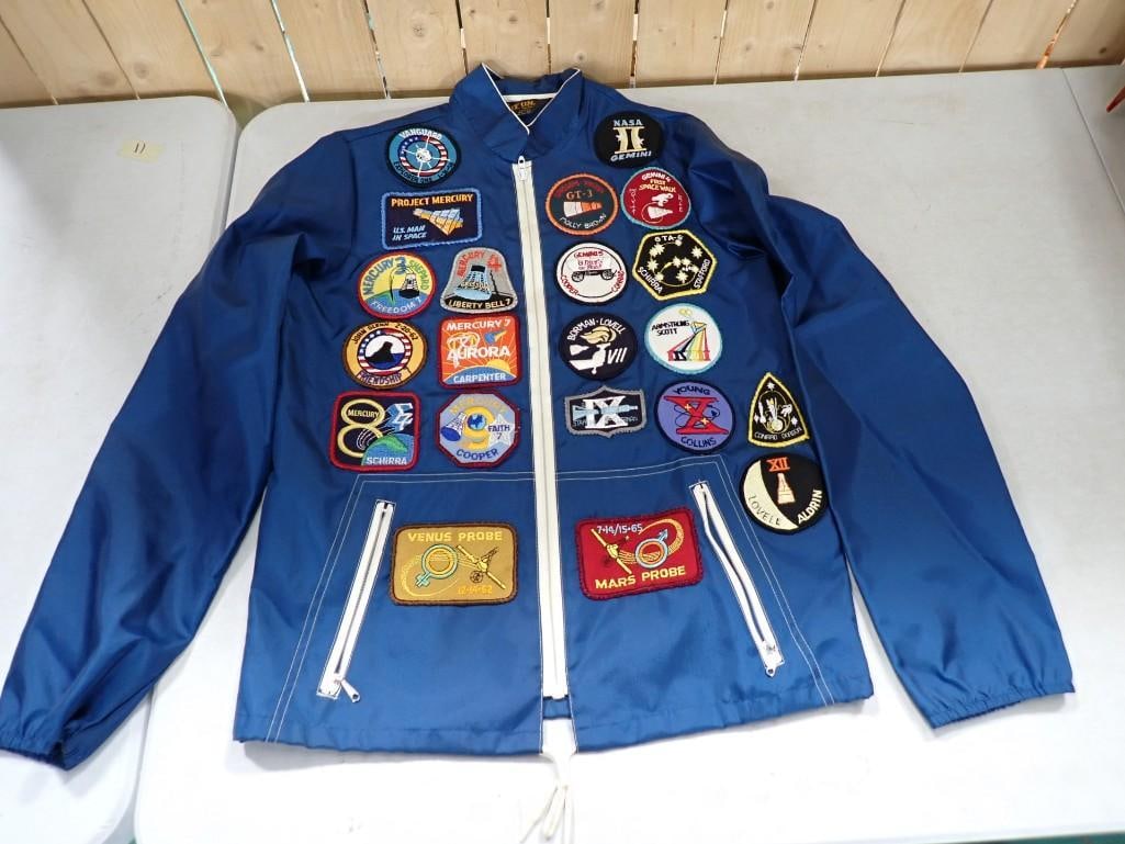 The Puton Shop Jacket with Many Embroidered Patches incl Apollo NASA, First Lunar Landing (1 of 12)