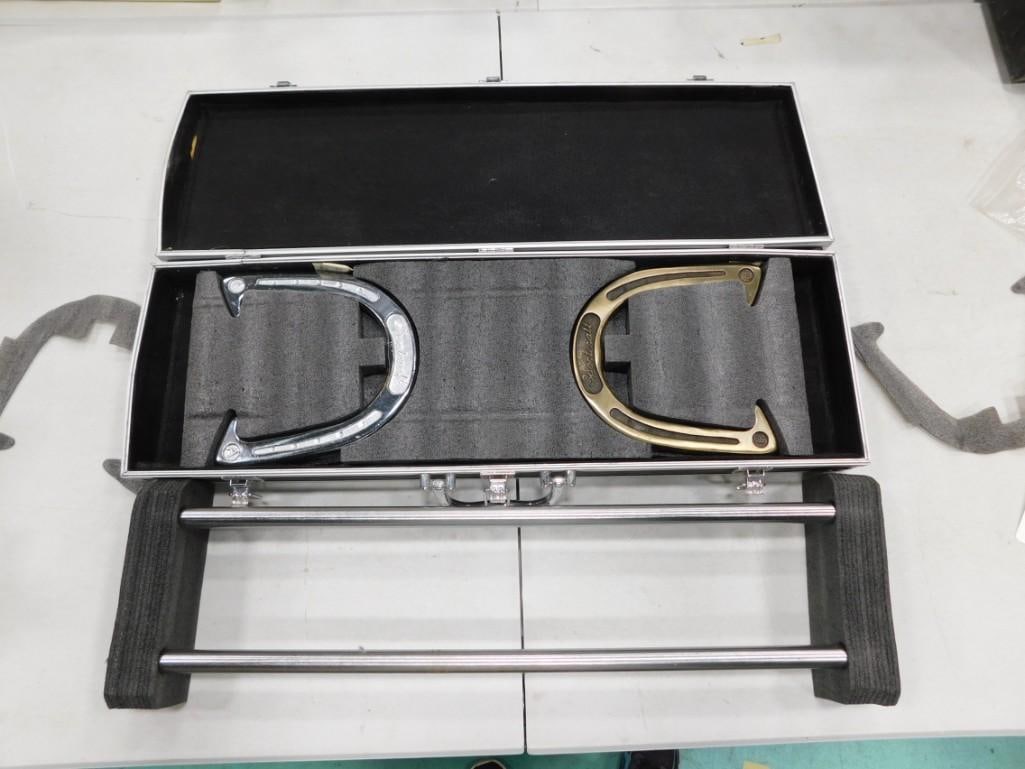 Sportcraft Horseshoe Set with Case (1 of 4)