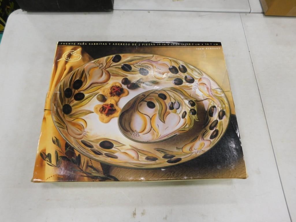 New in Box Clay Art South Olives & Garlic Large Serving Platter /Bowl Set (1 of 4)